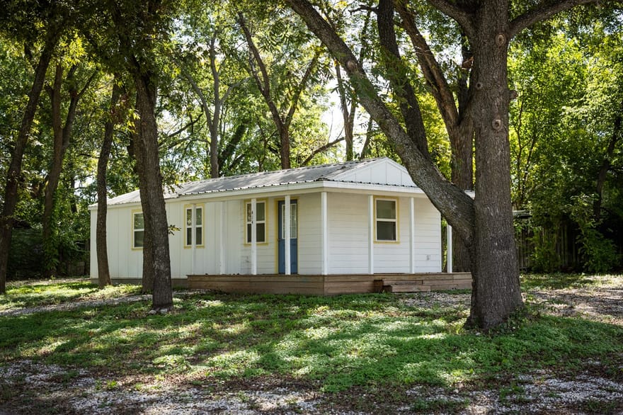 414 N Avenue F, Clifton, Texas