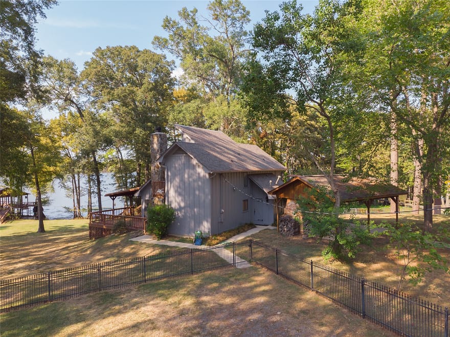 10070 Plum Point Road, Oil City, Louisiana