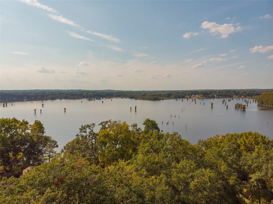 10070 Plum Point Road, Oil City, Louisiana