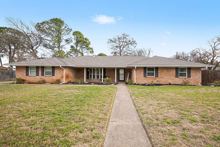 1603 Miller Court, Pantego, Texas