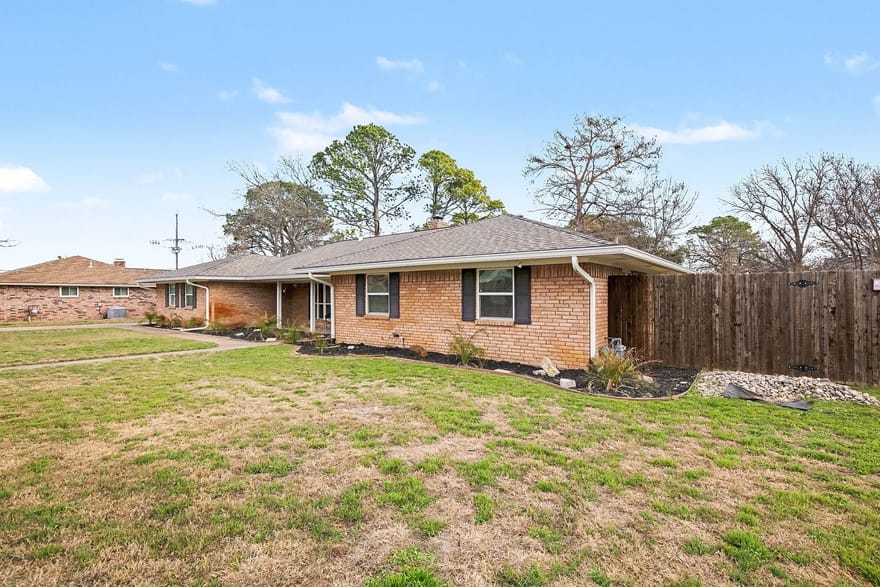 1603 Miller Court, Pantego, Texas
