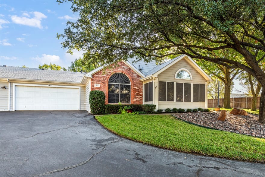807 Cara Lane, Arlington, Texas