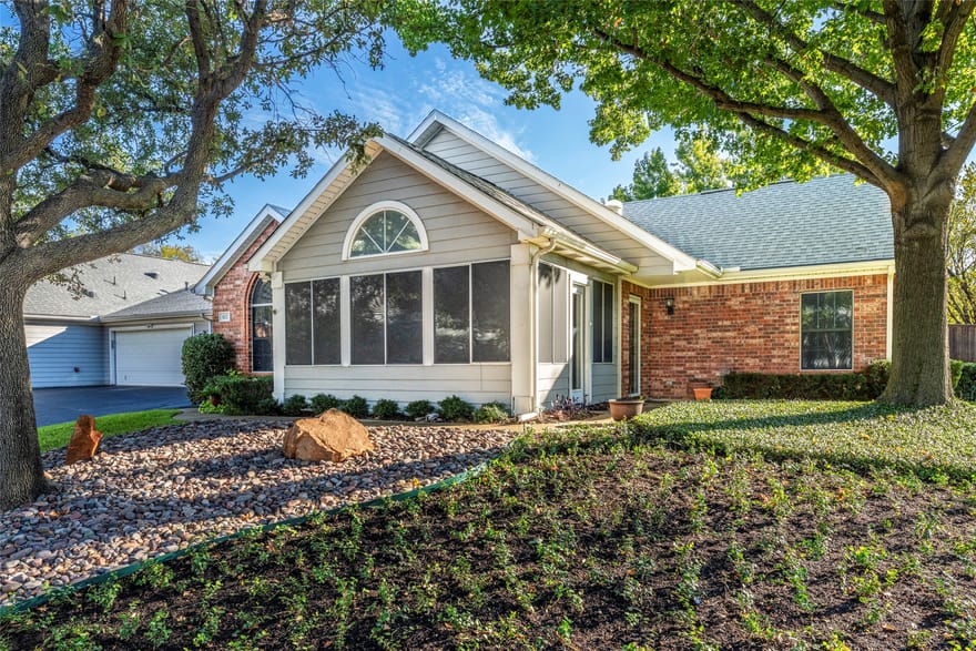 807 Cara Lane, Arlington, Texas