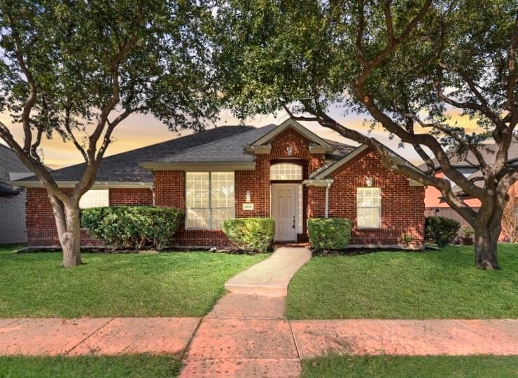 5820 Chatham Lane, The Colony, Texas