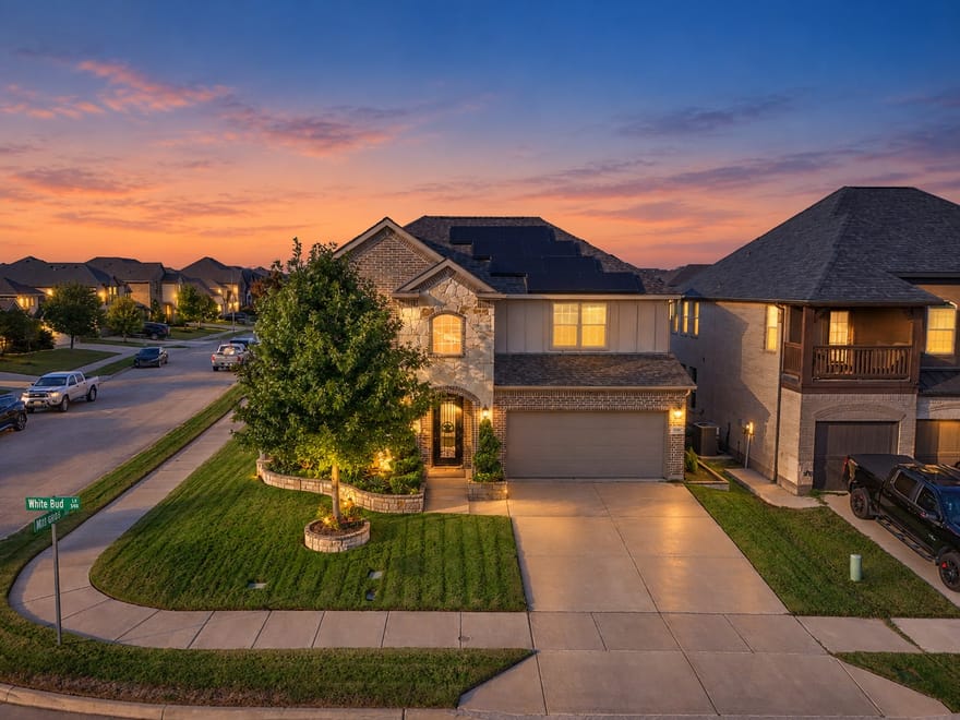 556 White Bud Lane, Fort Worth, Texas