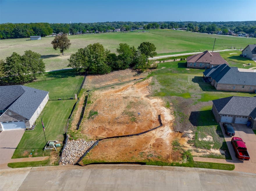 409 Corrigan Trails Boulevard, Lindale, Texas