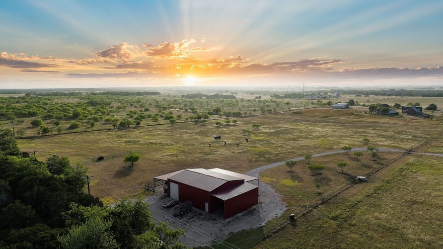 1095 Austin Hines Drive, China Spring, Texas