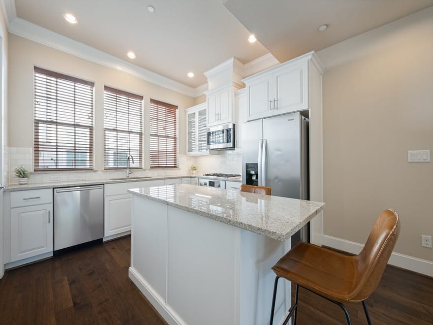 7333 Valley View Lane, Dallas, Texas