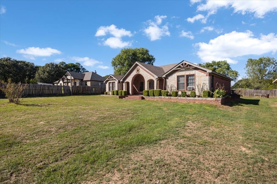 758 County Road 37, Tyler, Texas
