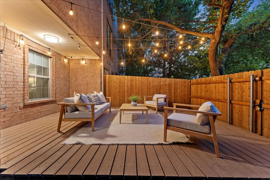 4007 Brownstone Court, Dallas, Texas