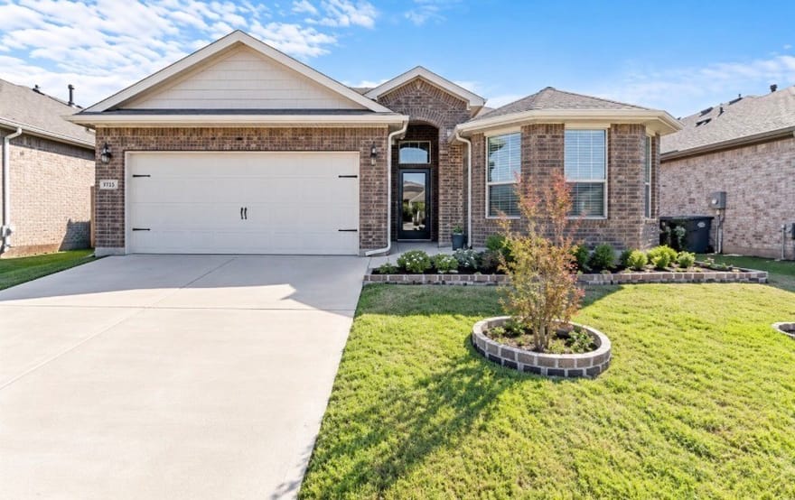 9714 Serviceberry, Crowley, Texas
