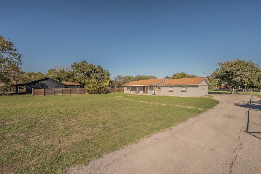 729 Silver Creek Azle Road, Azle, Texas