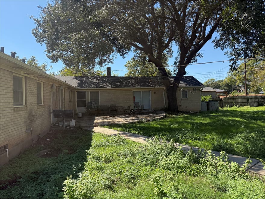 2301 Bosque Boulevard, Waco, Texas
