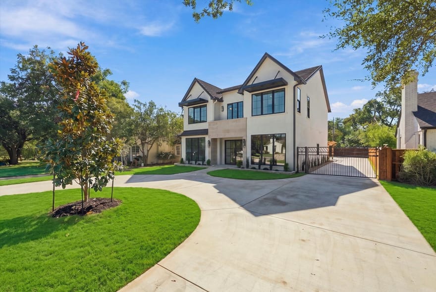 3635 Westcliff Road, Fort Worth, Texas