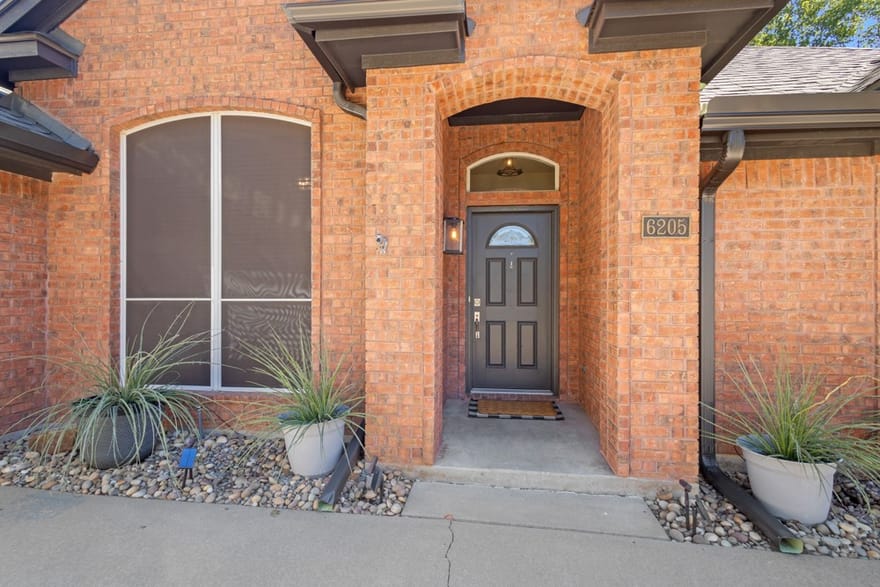 6205 Brookstone Drive, Arlington, Texas