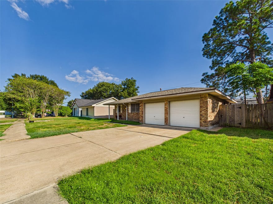 858 Shawnee Street, Houston, Texas