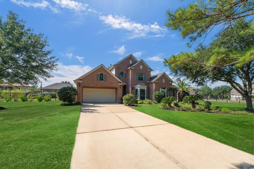 43 Highclere Park Drive, Spring, Texas