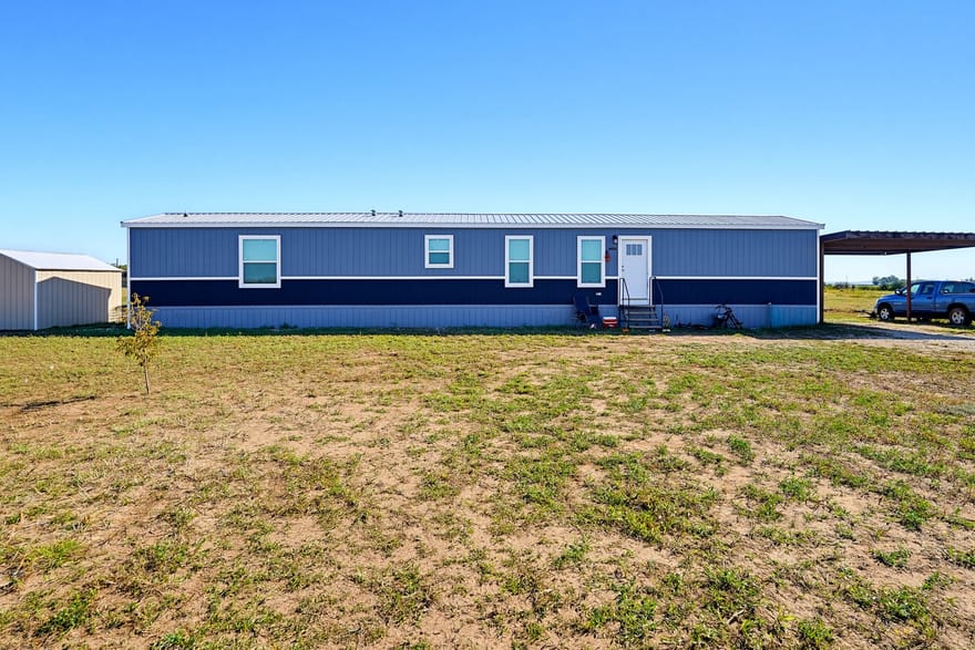 4484 County Road 493, Hawley, Texas