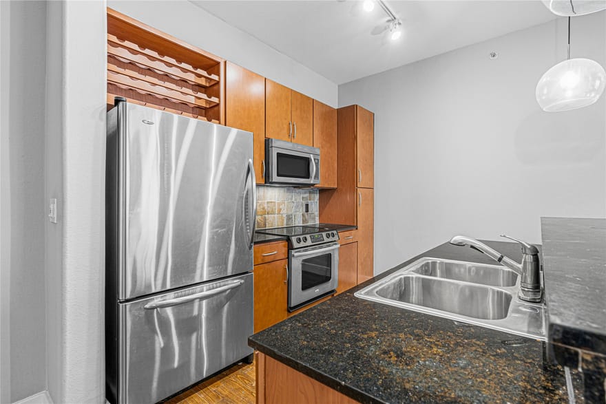 1901 Post Oak Boulevard, Houston, Texas