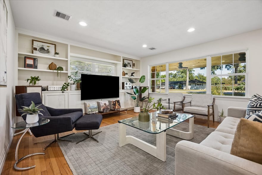 9317 Livernois Road, Houston, Texas