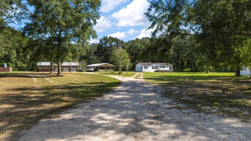 465 County Road 3181, Cleveland, Texas