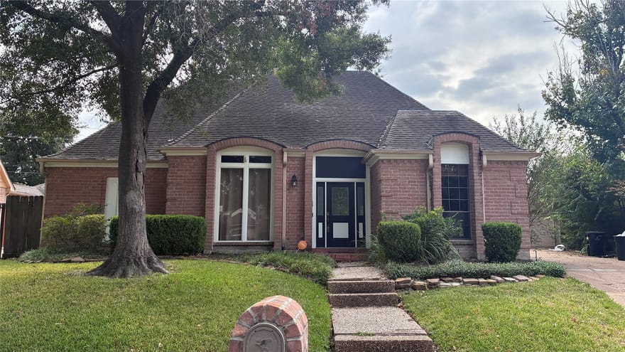 11515 Inwood Drive, Houston, Texas