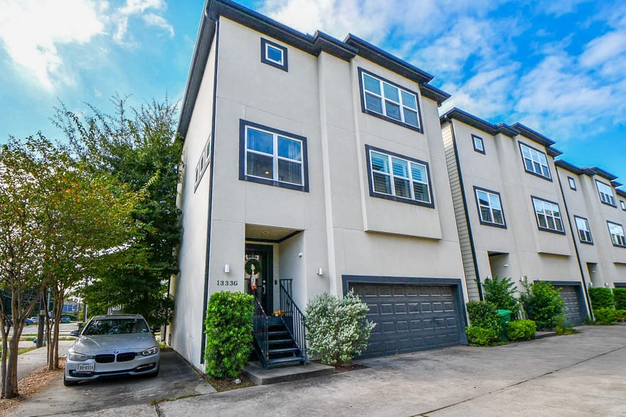 1333 W 22nd Street, Houston, Texas