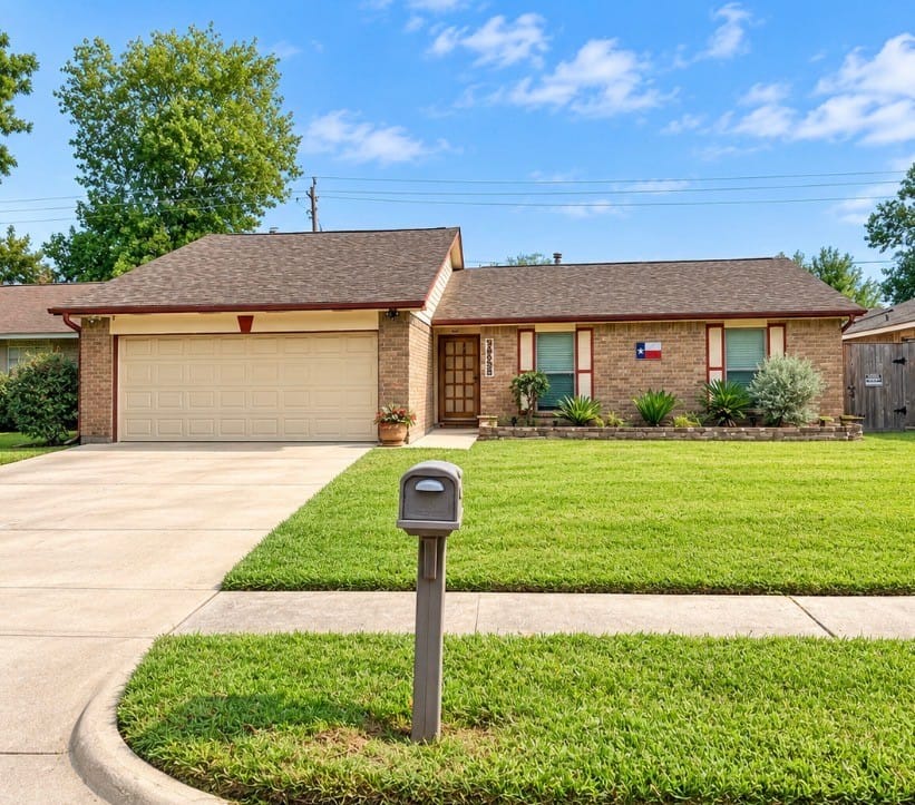16023 Windom Drive, Houston, Texas