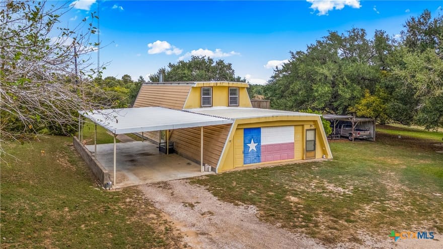 351 Refugio Highway, Victoria, Texas