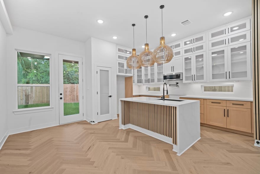 8011 Bowen Street, Houston, Texas