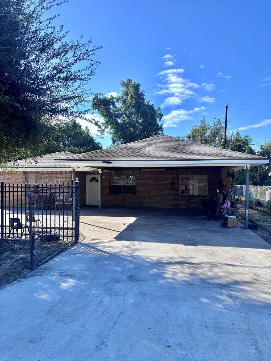1802 Debeney Drive, Houston, Texas