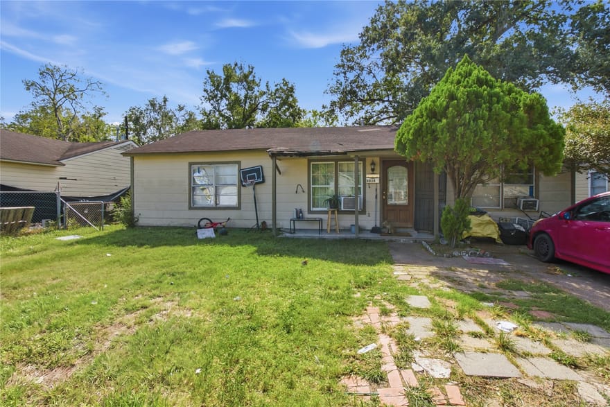 6038 Belmark Street, Houston, Texas