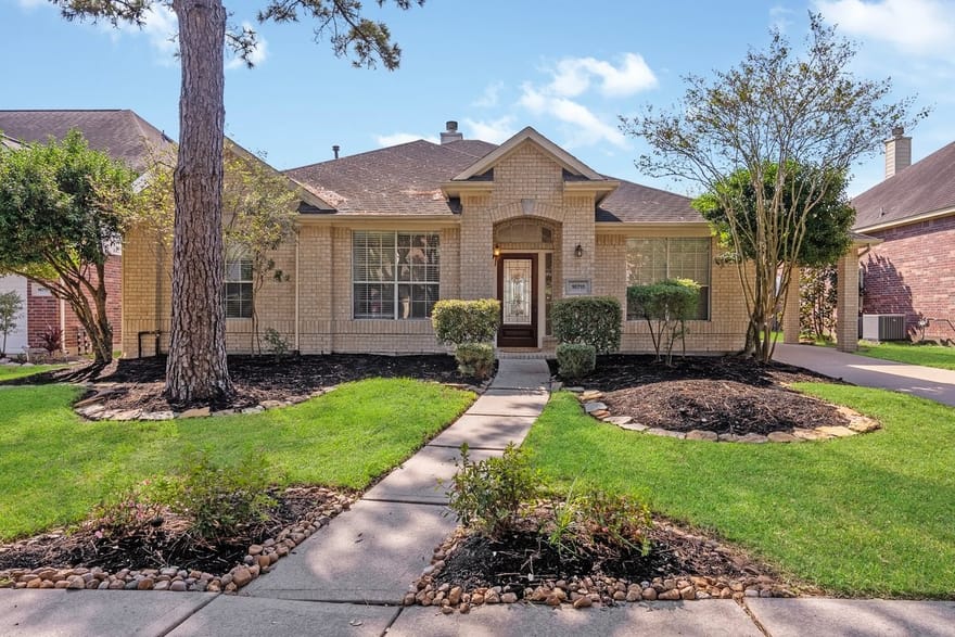 16715 Shallow Ridge Boulevard, Houston, Texas