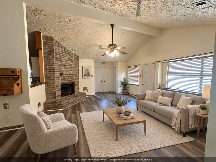 40 Crestbriar Court, Baytown, Texas