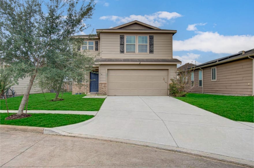14114 Mystic Shores Lane, Houston, Texas