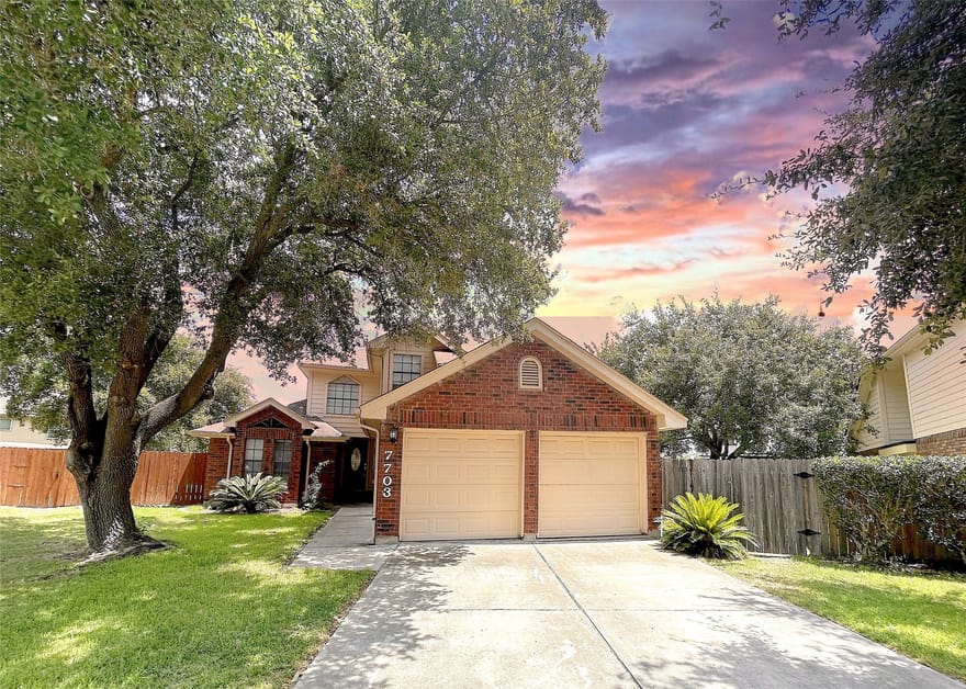 7703 Valera Lane, Houston, Texas