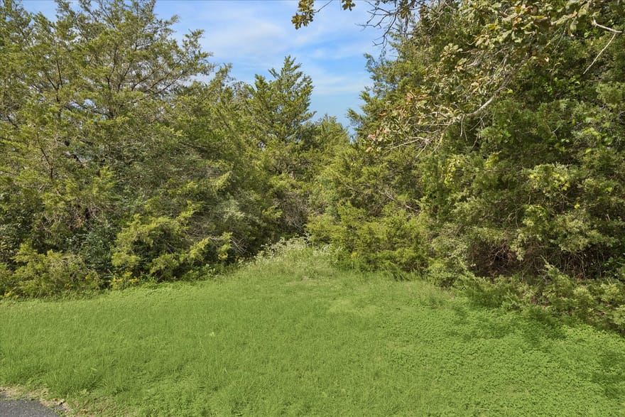 150 Lola Lane, Bellville, Texas