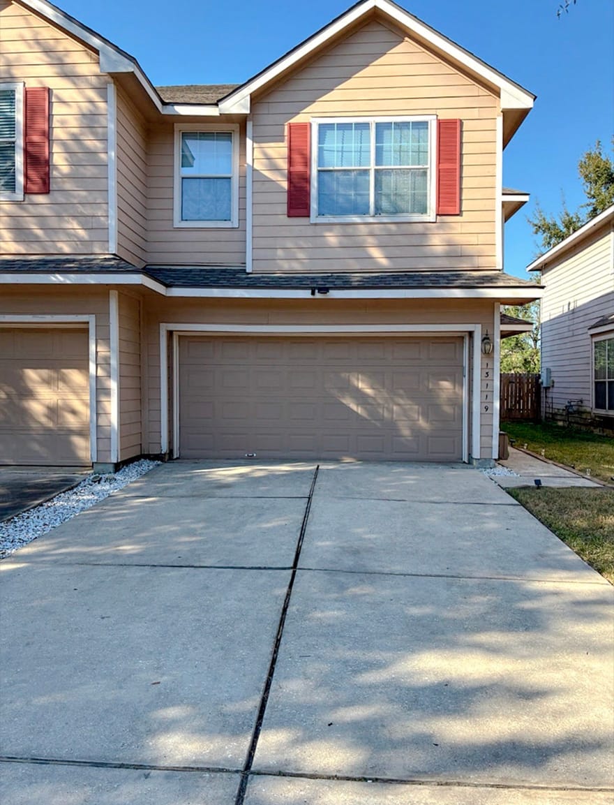 13119 Peppergate Lane, Houston, Texas