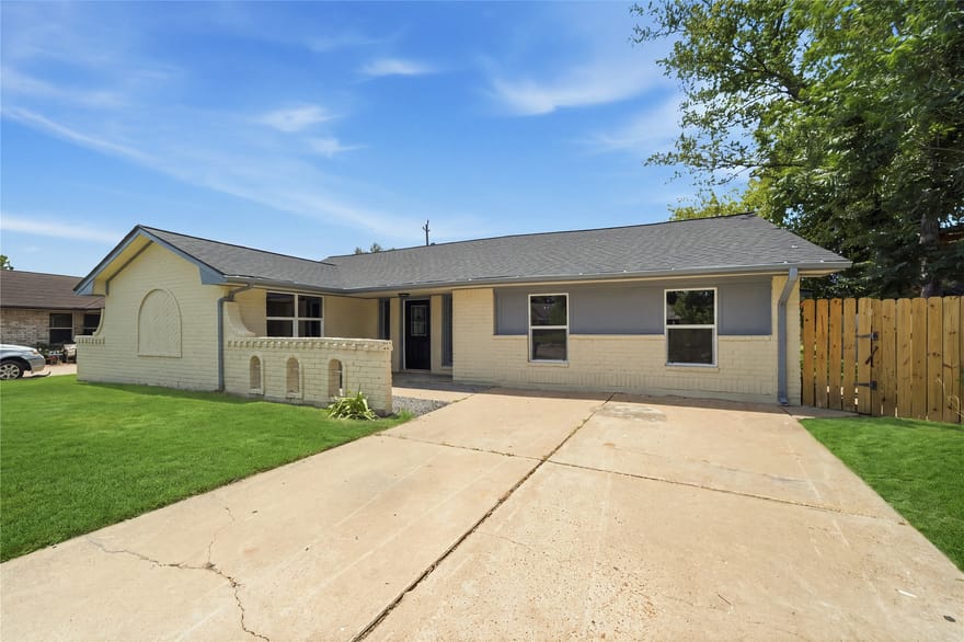 13107 Boreas Drive, Houston, Texas