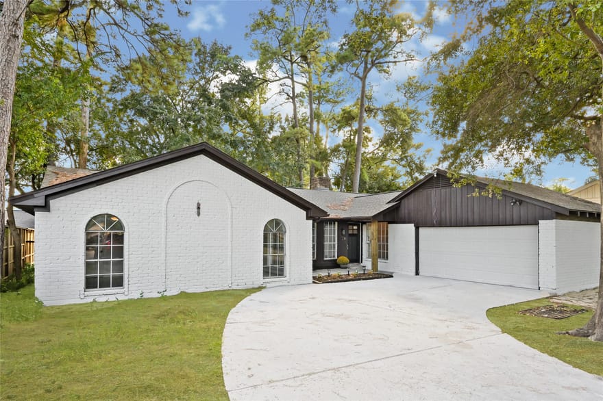 4211 Black Locust Drive, Houston, Texas