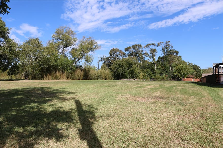 518 E Meyer Road, Seabrook, Texas
