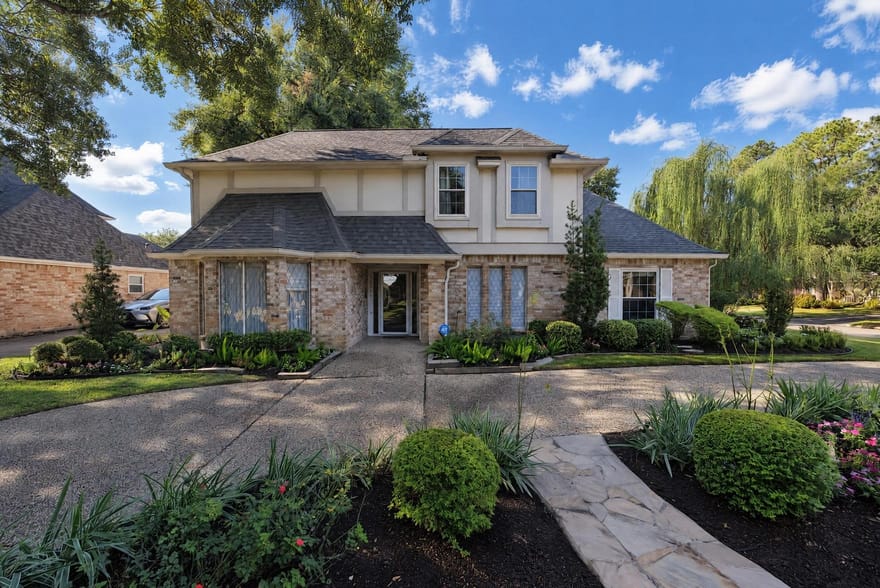 20627 Laverton Drive, Katy, Texas