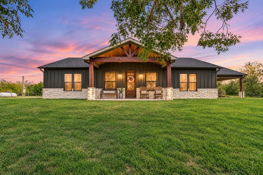 3295 Fm 524 Road, Sweeny, Texas
