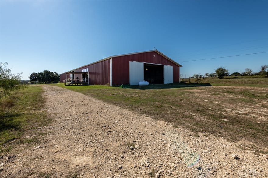 1868 County Road 3208, Hico, Texas