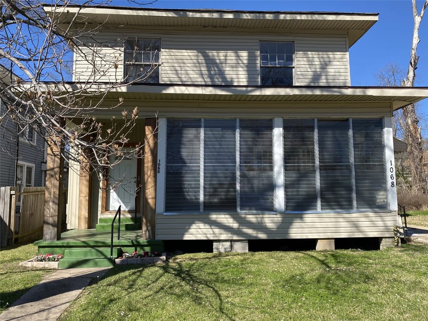 1068 College Street, Shreveport, Louisiana