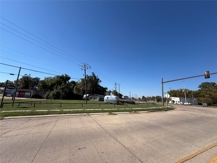 701 Airport Drive, Shreveport, Louisiana