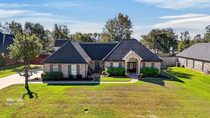 1020 Fawn Hollow, Bossier City, Louisiana