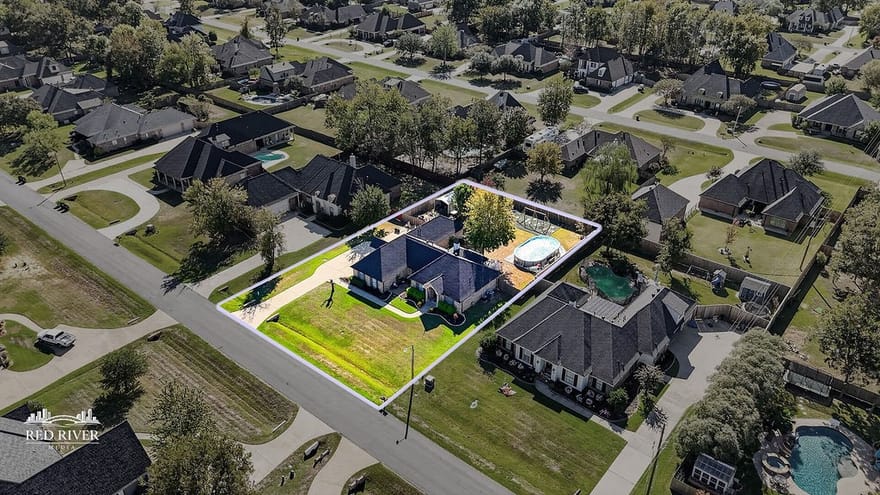 1020 Fawn Hollow, Bossier City, Louisiana