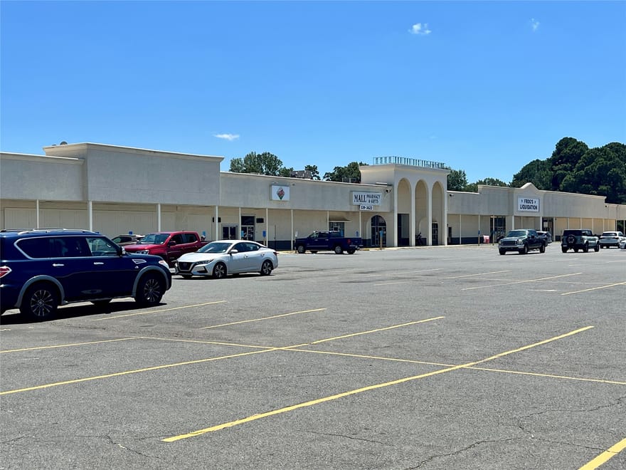 501 S Main Street, Springhill, Louisiana