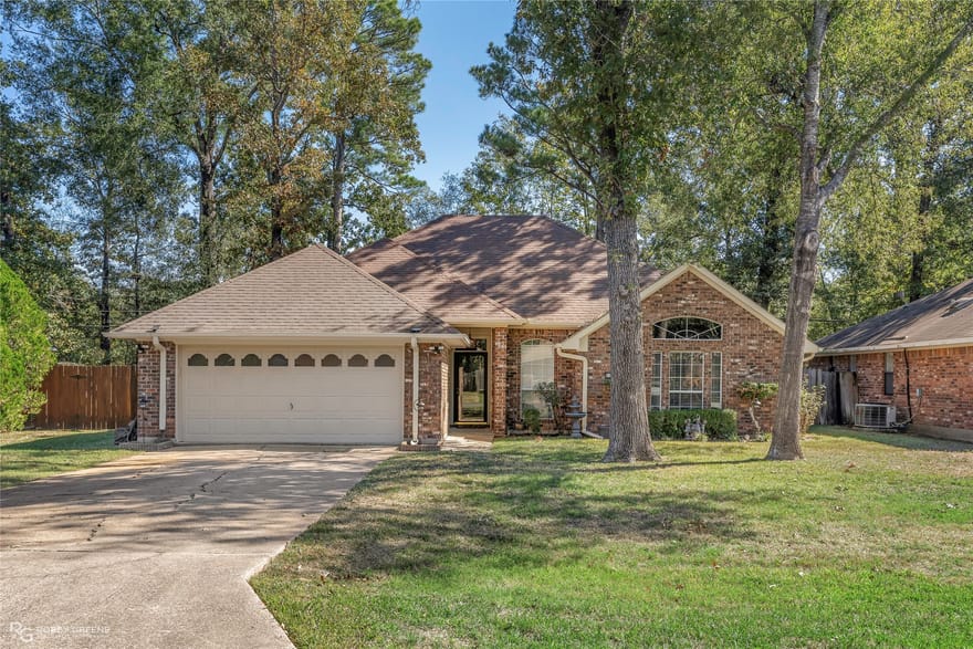 9735 Amblewood Lane, Shreveport, Louisiana